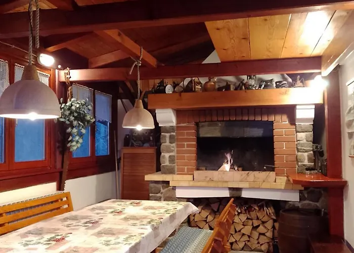 House Polane In The Forest, 45 Km From Seaside * 델니체